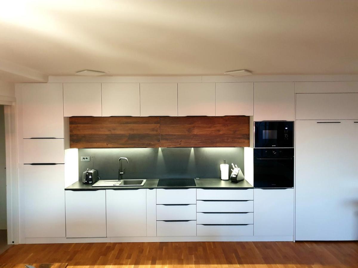 Polonia Apartment *